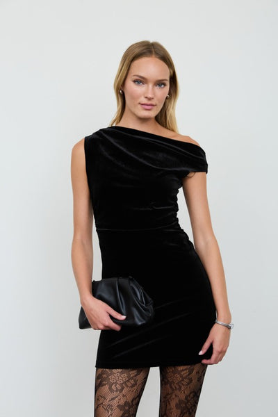 Vestido negro terciopelo