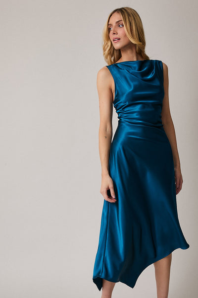 Vestido azul a media pierna
