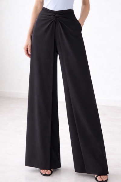 Pantalón negro nudo