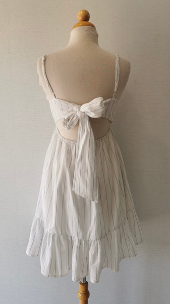 VESTIDO BLANCO RAYAS NEGRAS