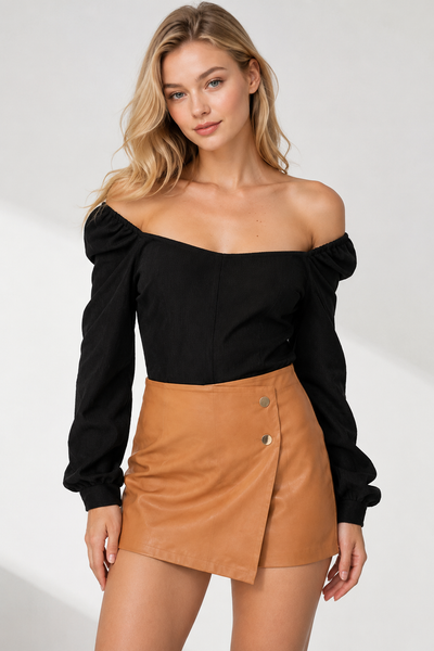 Crop top negro gamuza