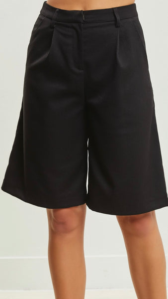 Shorts negro largo