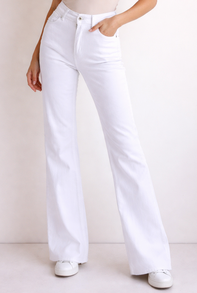 Pantalón blanco campana