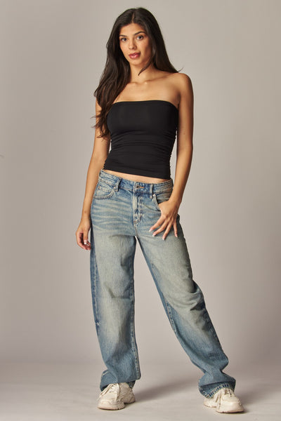 Blusa negra strapless