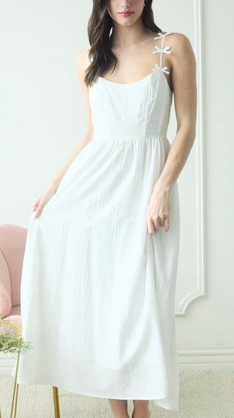 Vestido blanco a media pierna