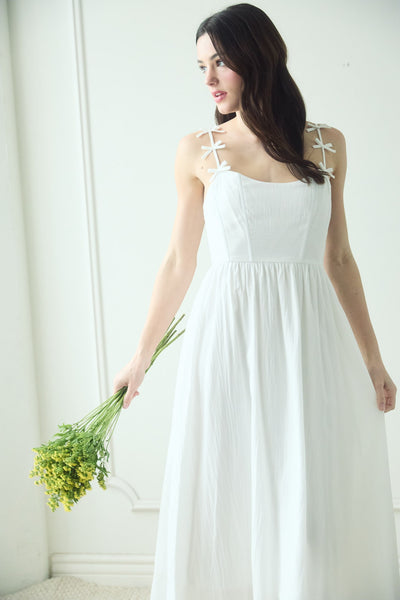 Vestido blanco a media pierna
