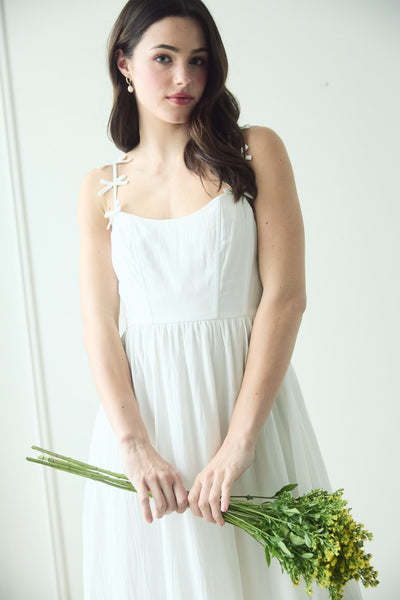 Vestido blanco a media pierna