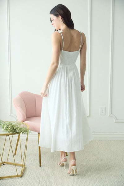 Vestido blanco a media pierna