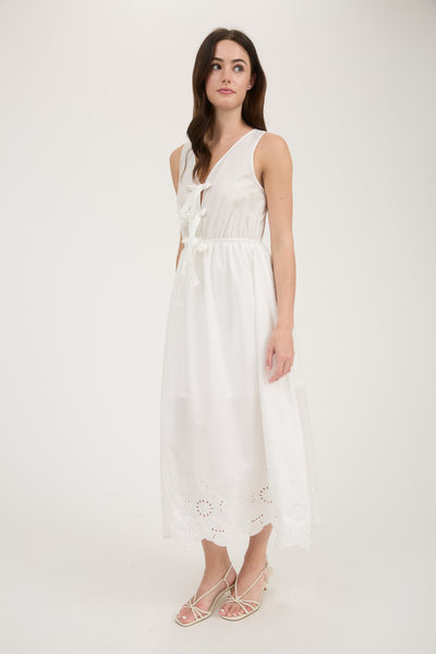 Vestido blanco a media pierna
