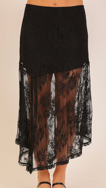 Falda negra encaje a media pierna