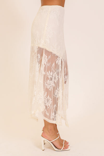 Falda beige encaje a media pierna (NO)