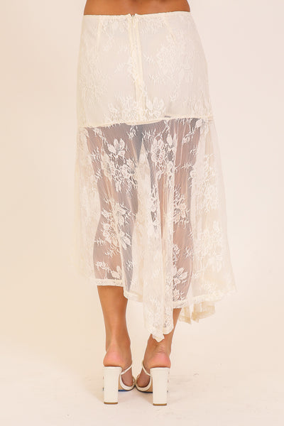 Falda beige encaje a media pierna (NO)