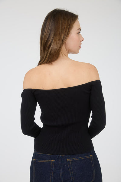 Blusa negra abierta