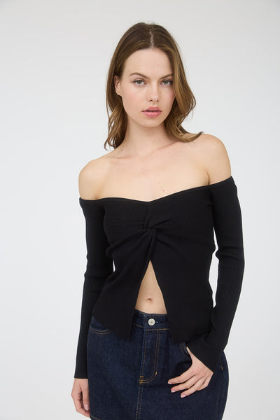 Blusa negra abierta