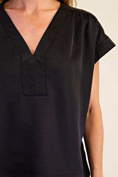 Blusa negra V