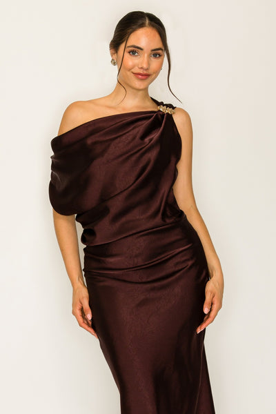 Vestido vino a media pierna