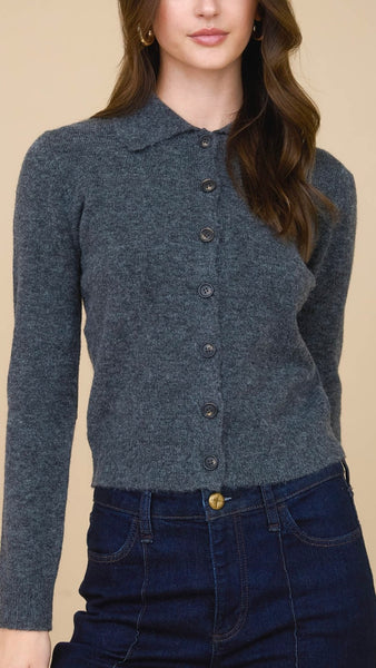 Suéter gris botones