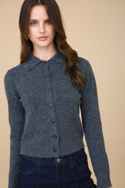 Suéter gris botones