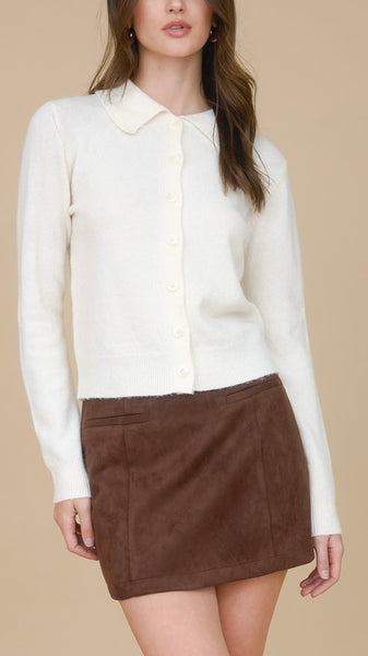 Suéter beige botones