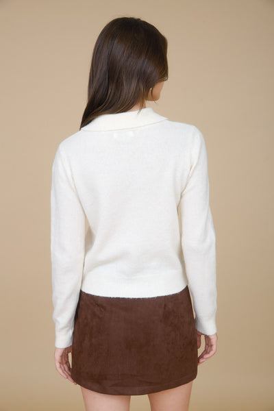 Suéter beige botones