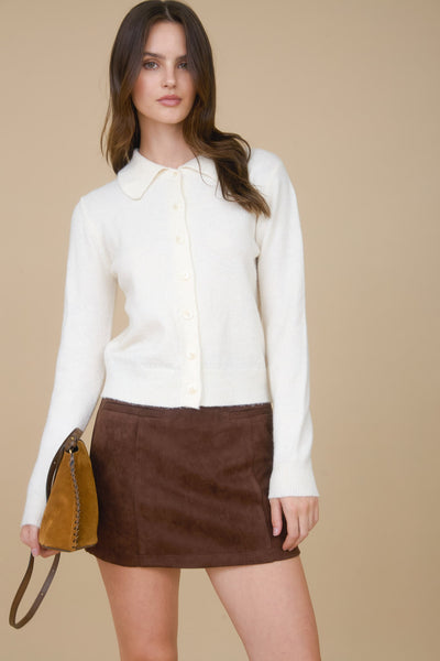 Suéter beige botones