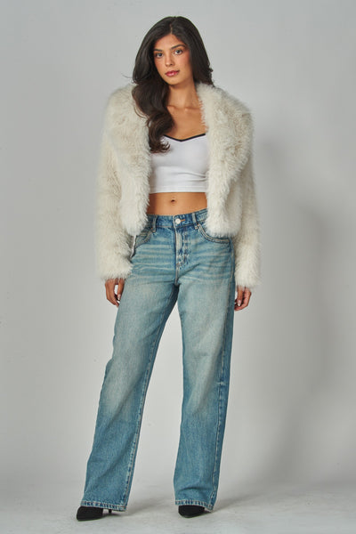 Chamarra peluche beige