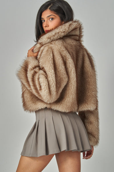 Chamarra peluche beige