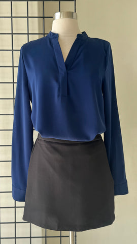 Blusa azul botón