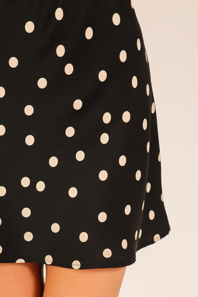 Falda lunares negra