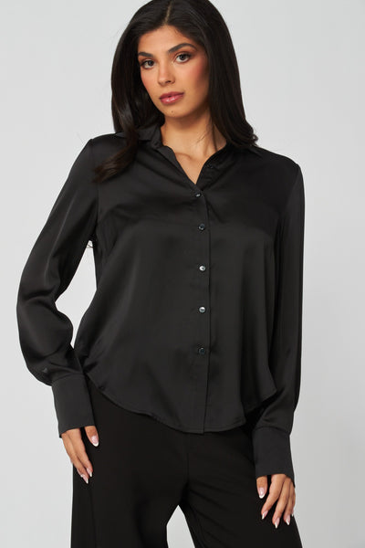 Blusa negra satín
