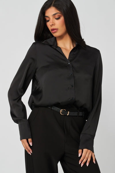 Blusa negra satín