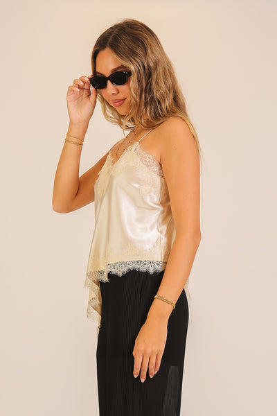 Blusa beige satín