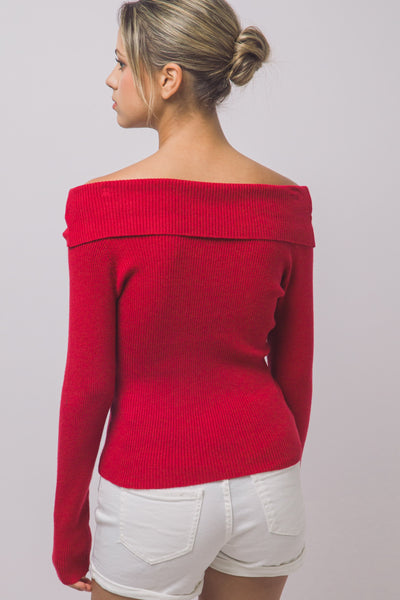 Suéter rojo hombro