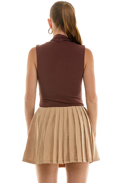 Blusa café escote