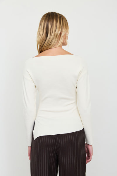 Blusa beige hombro