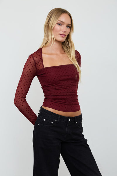 Blusa vino mesh