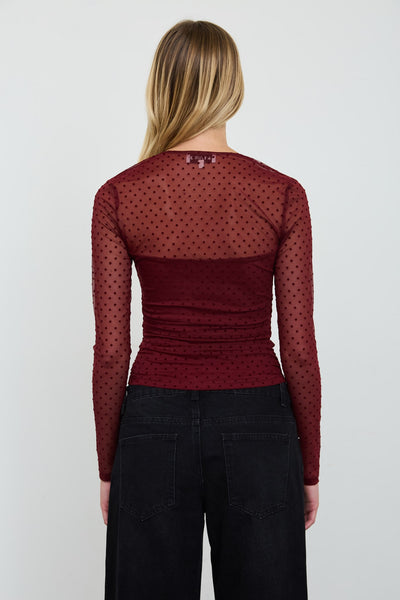Blusa vino mesh