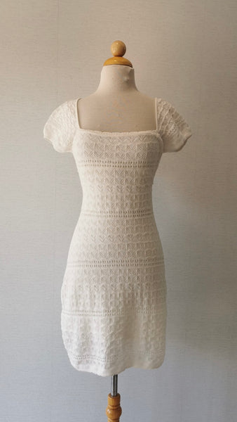 VESTIDO TEJIDO BLANCO SIN ESPALDA