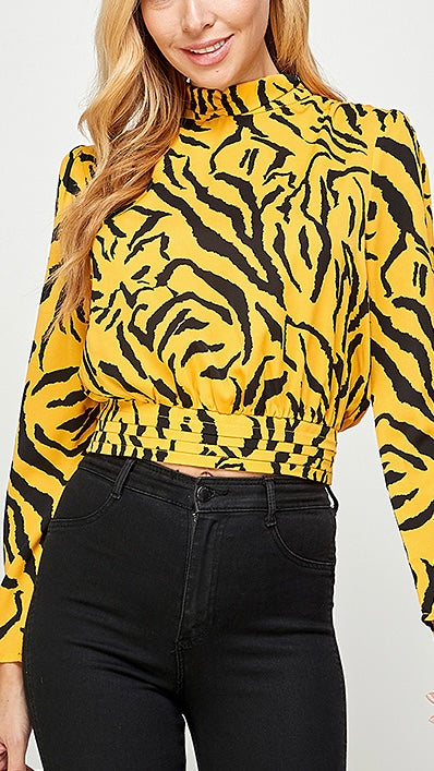 Crop top amarillo negro