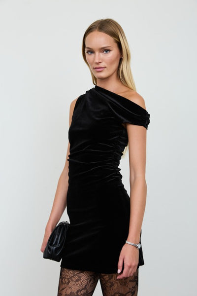 Vestido negro terciopelo