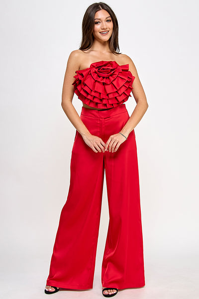 Conjunto rojo flor