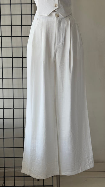 Pantalon blanco suelto