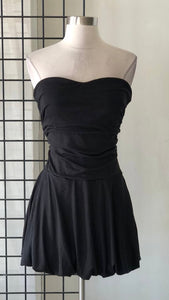 Vestido negro burbuja