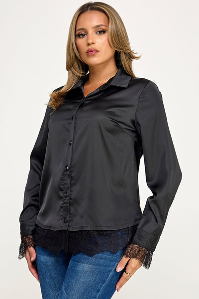 Blusa negra botón encaje