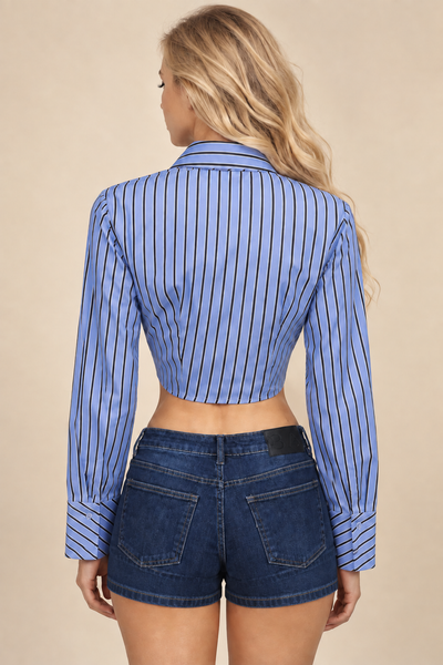 Blusa azul corbata