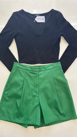 *SHORT VERDE