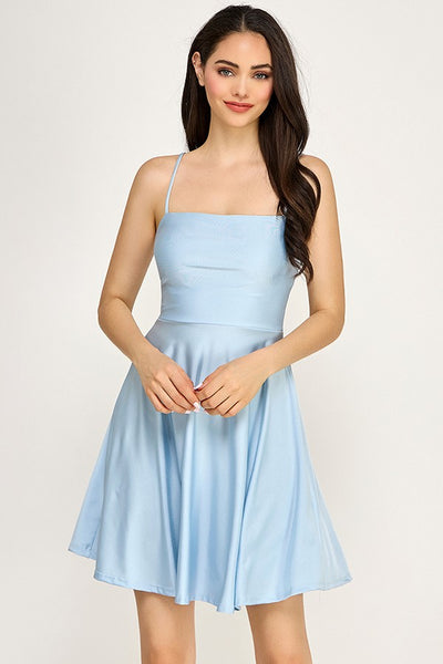 Vestido azul volado