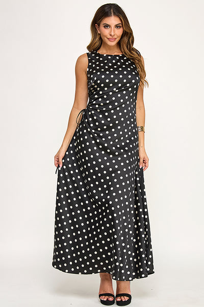 Vestido negro puntos a media pierna