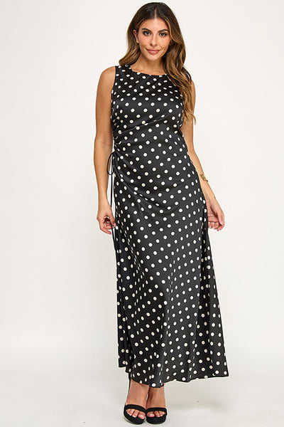 Vestido negro puntos a media pierna