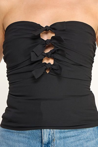 Blusa negra strapless